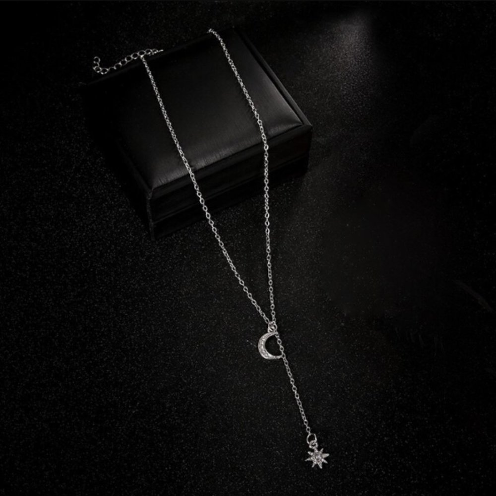 2/$25🍒 LAST ONE 😱  MIDNIGHT Gold Necklace - Picture 2 of 4